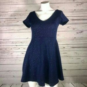 S/M FOREVER 21 Textured Lace Print Skater Dress